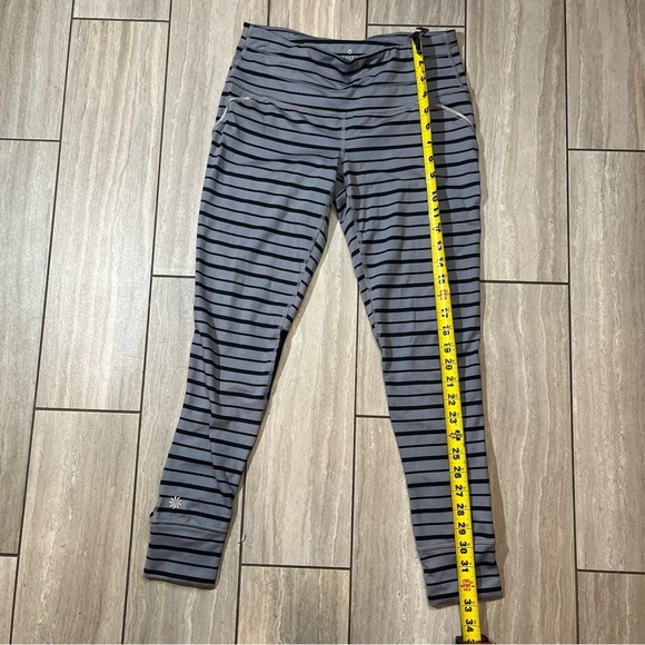 Athleta Striped Gray Black Women's Ruched Leggings Size Small - Picture 7 of 7